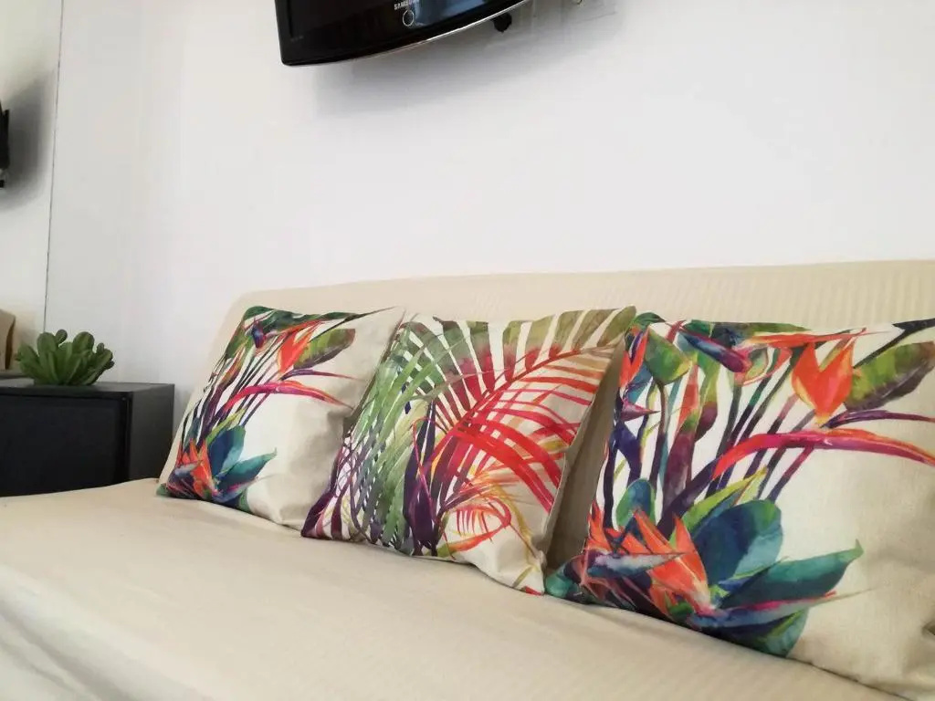 Comfort room