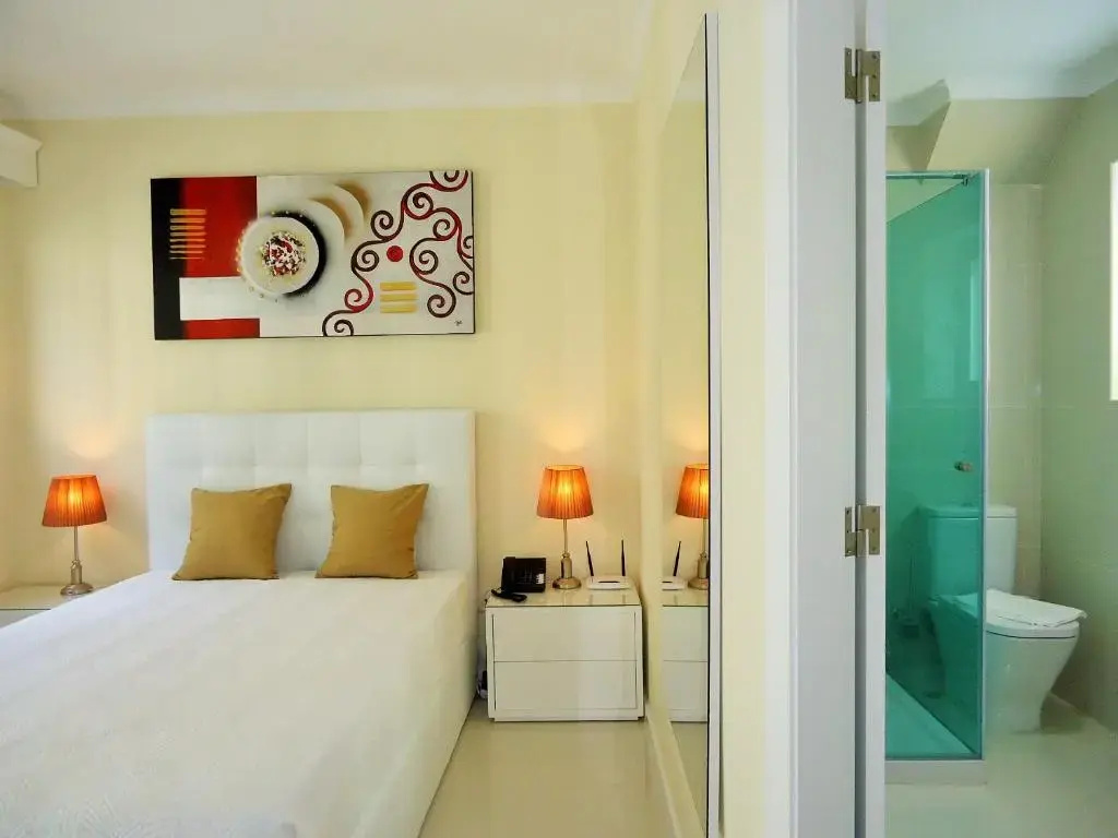 Standard Double room with balcony (full double bed)