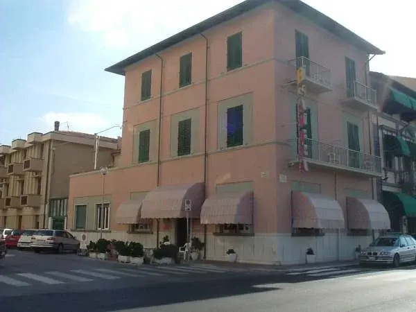 Image 6