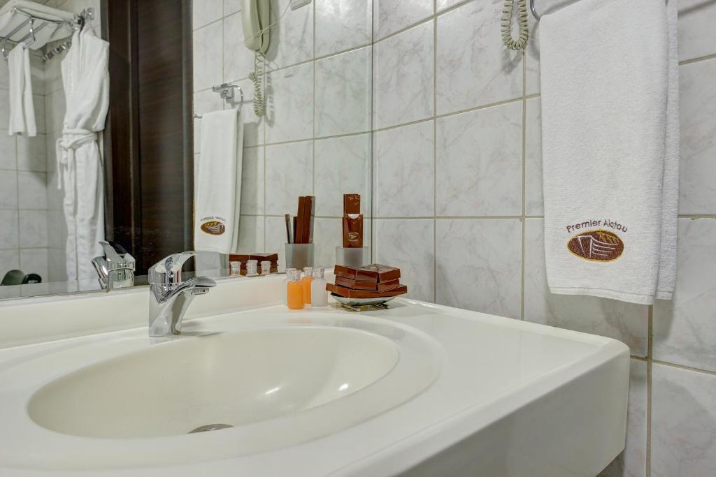 Одноместный номер Standard односпальная кровать в Премьер Алатау