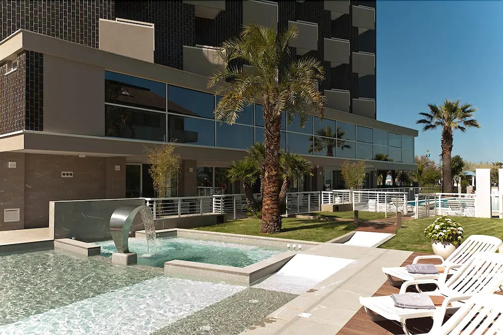 Hotel photo 11