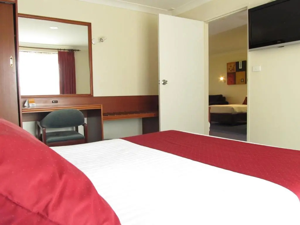 Deluxe Suite