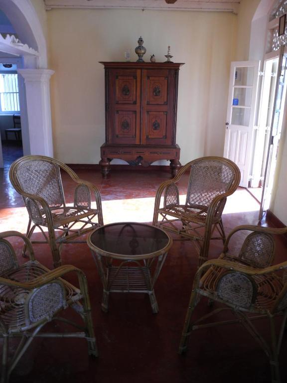 Top Of The Hill Guesthouse
