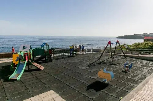 Beach & Waterfront