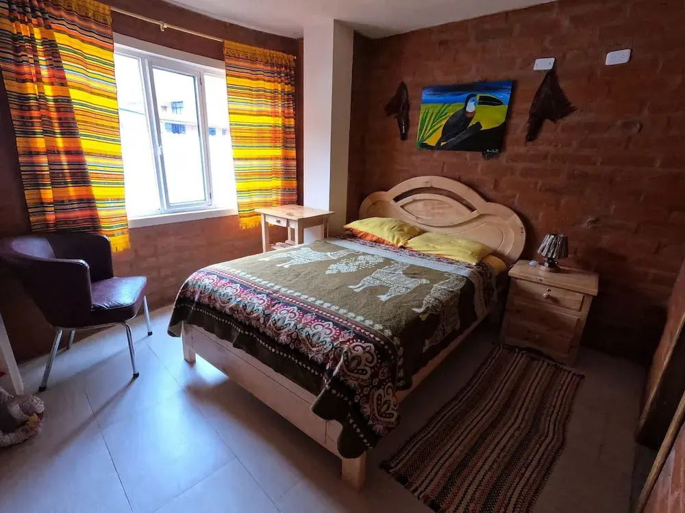 Hotel La Casa Amarilla City