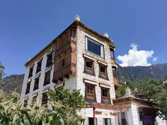 Danba Zongkar Homestay