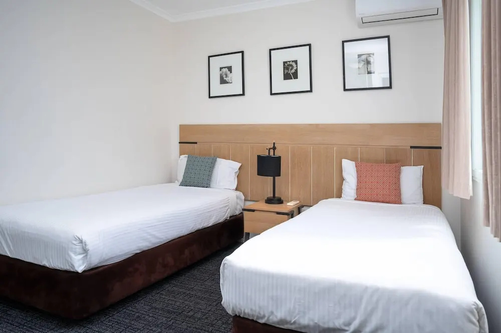 MainStay Suites Kew - Chambres