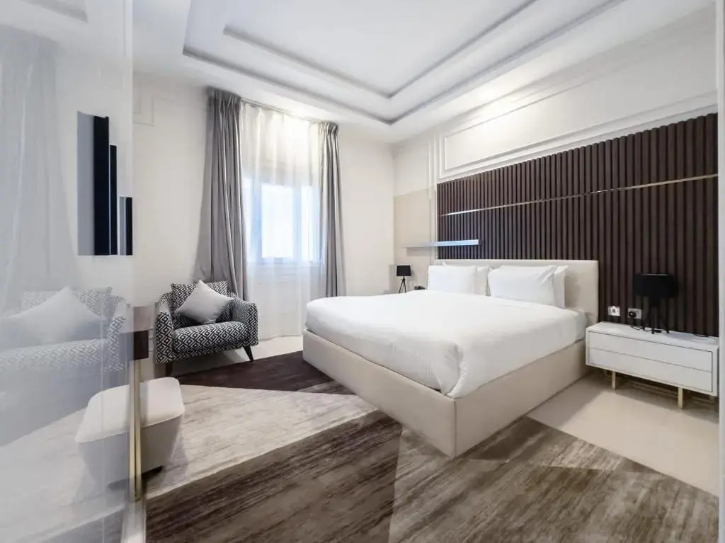 Deluxe Suite