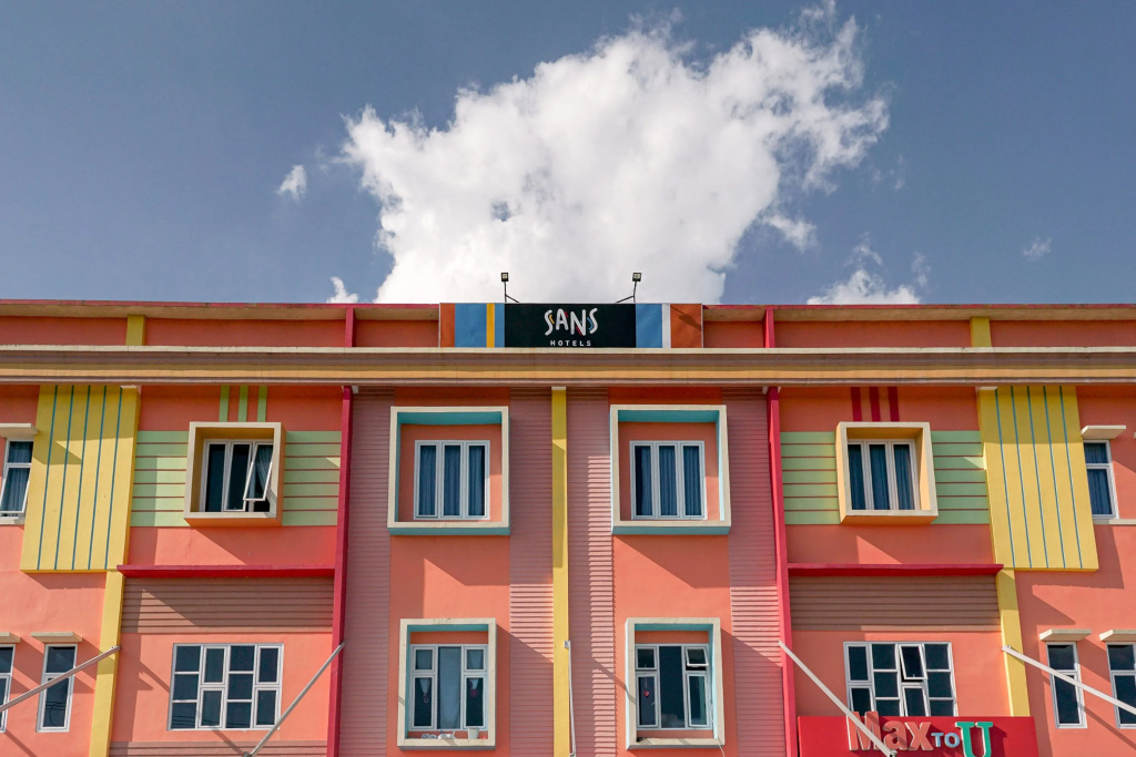 Max To U Hotel