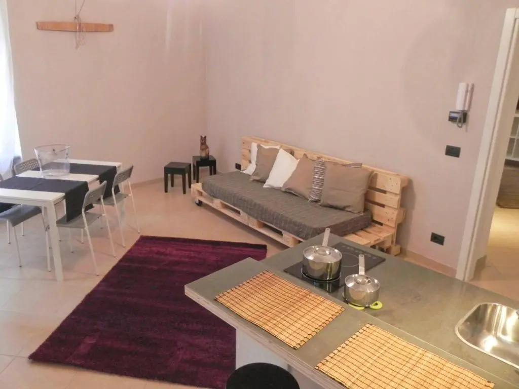 1 Bedroom Apartment with balcony