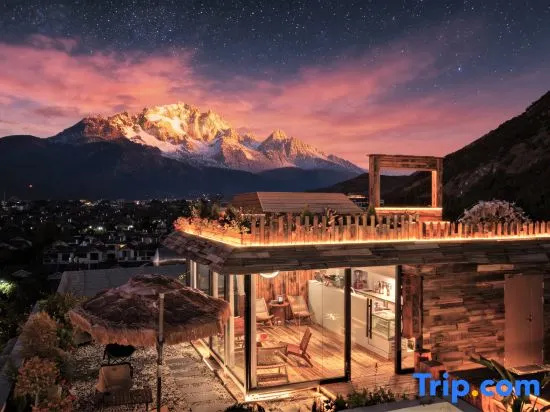 Yue Ming Yuan · Air GarDen Sunlight Jinshan Scenic View Hotel (Lijiang Old Town Store)
