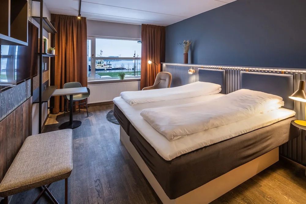 Superior with fjord view Double room (full double bed)