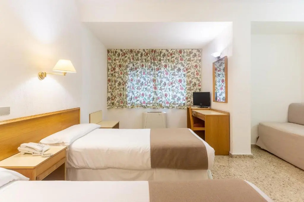 Hotel Leuka - Chambres