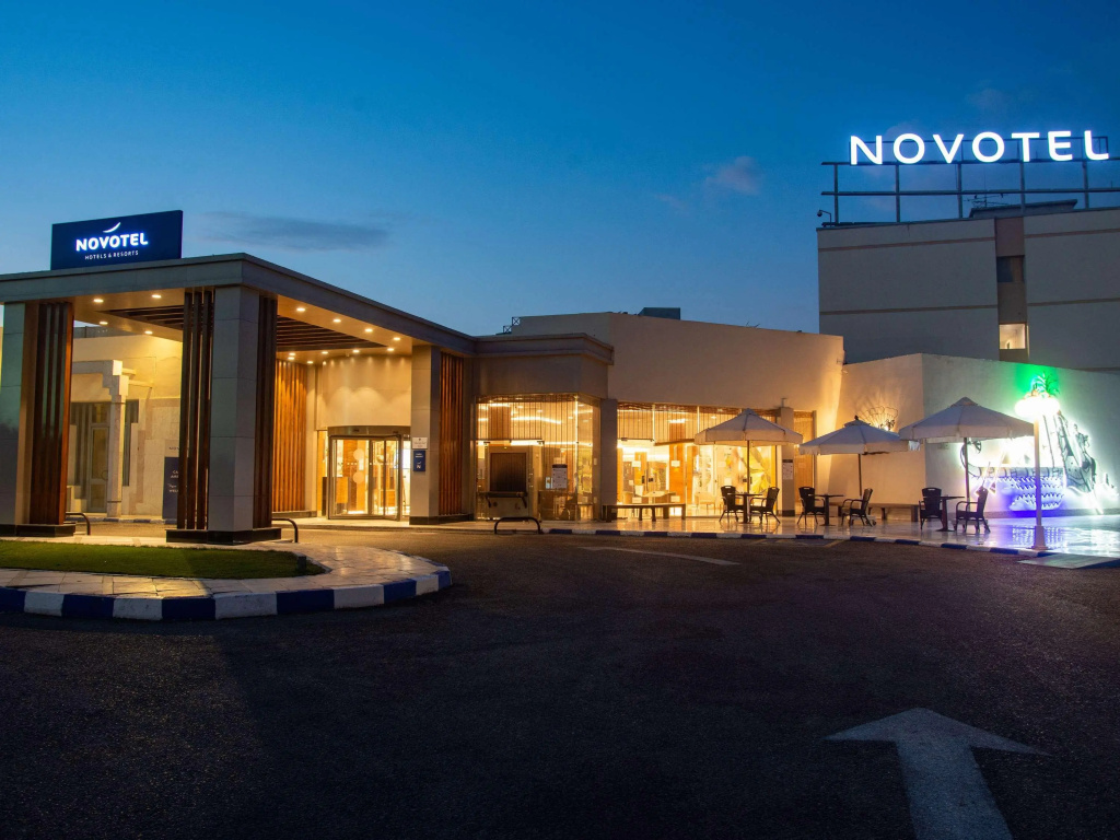 Novotel Cairo Airport — фото
