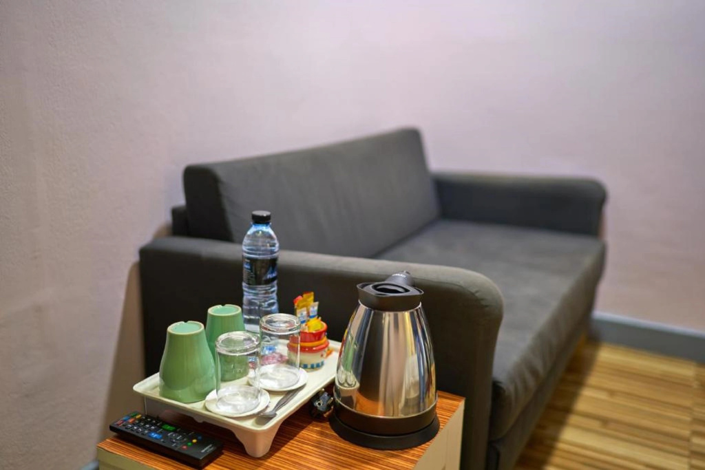 Food & Beverage
