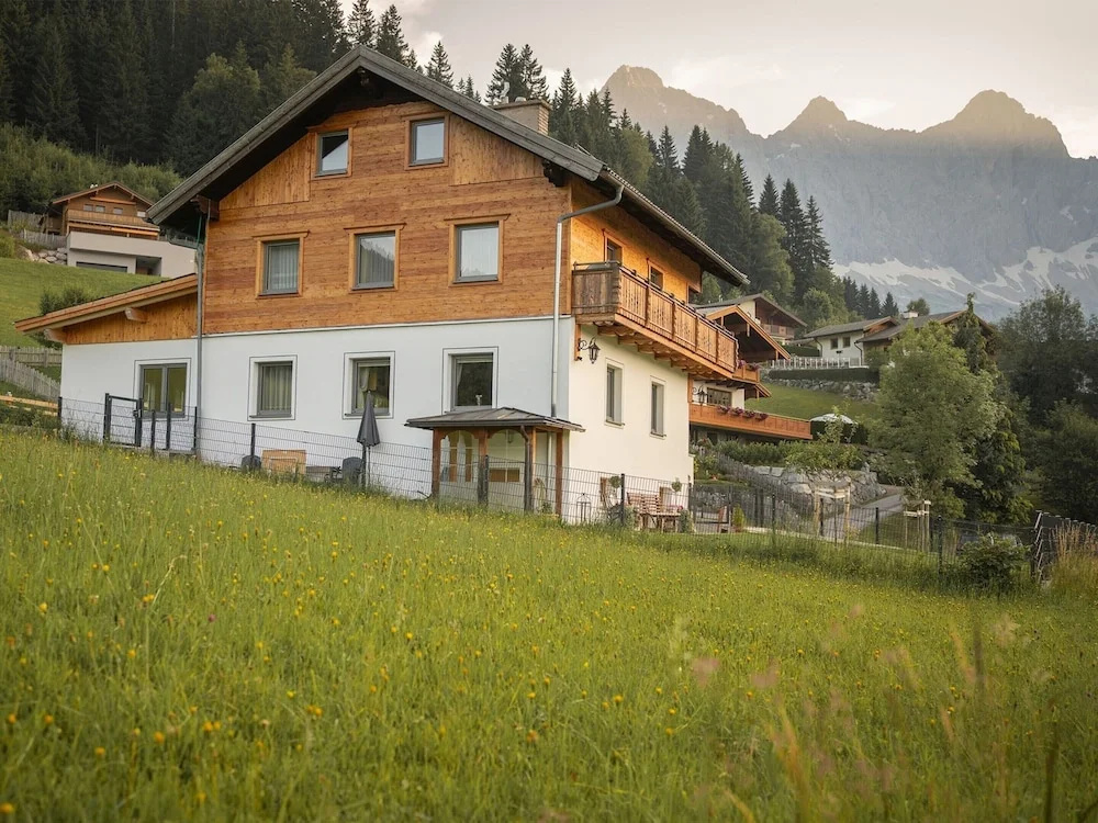 Chalet in Filzmoos With Sauna & Mountain Views