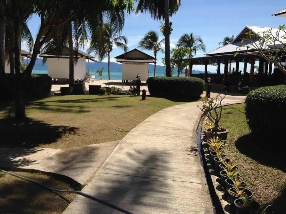 Beach & Waterfront