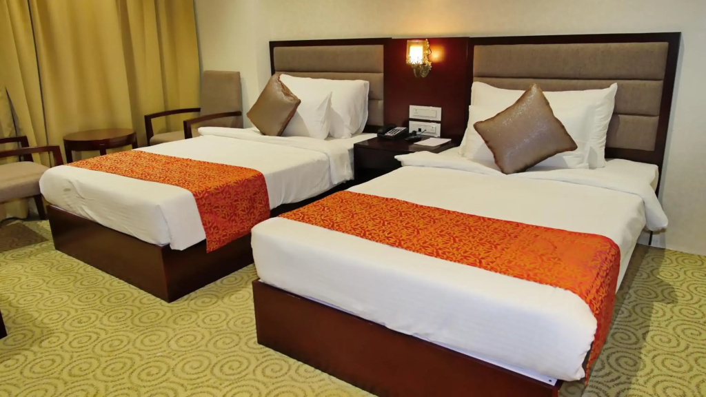 Pride Hotel & Convention Centre Indore - фото 12