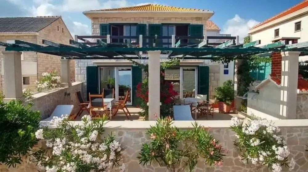 Ennio - 100m From the Beach - A1 Narančasti