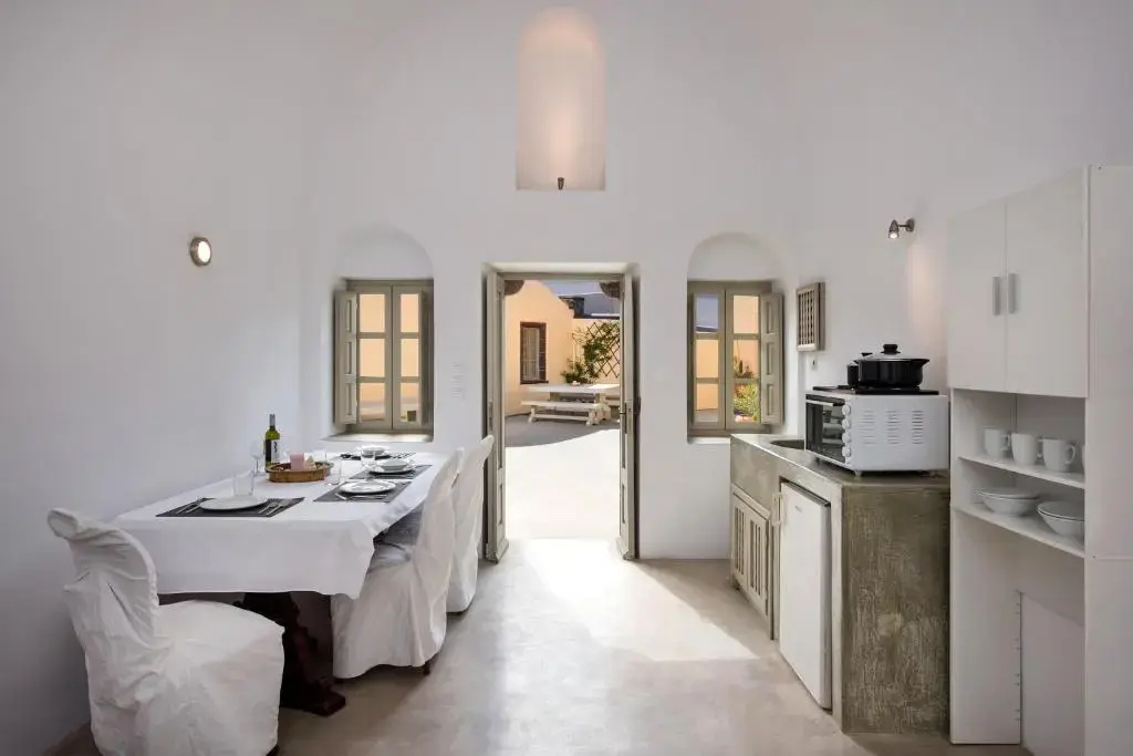 Filotimo Cave Houses - Chambres