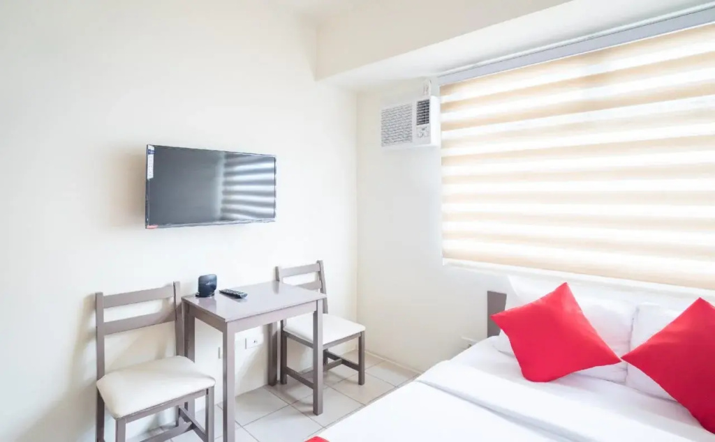 Urban Deca Tower Edsa by OYO Rooms