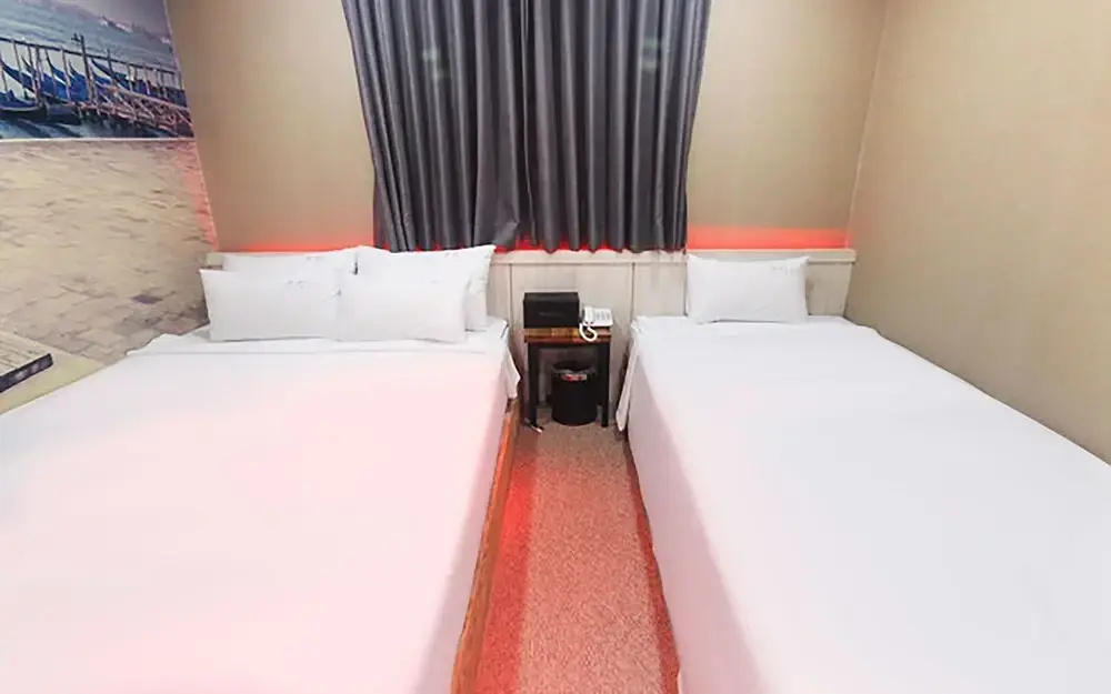 Hotel photo 12