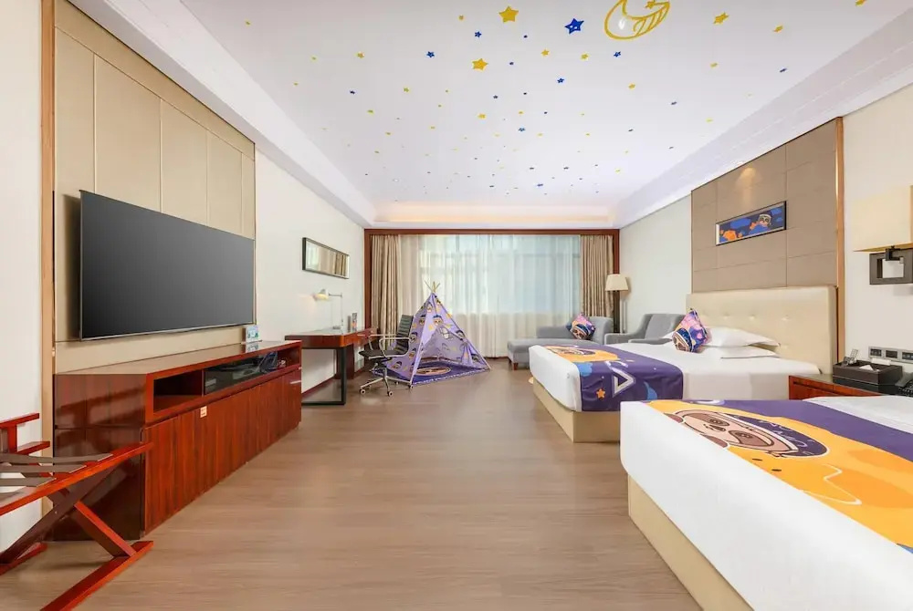 Standard Family room