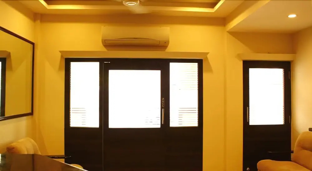 M The Business Hotel - Général