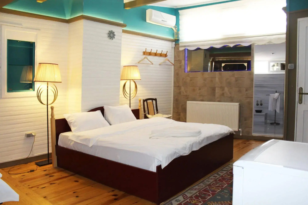 Hotel photo 12