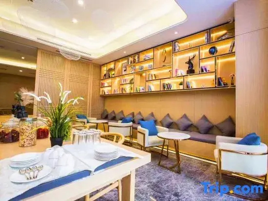 Food & Beverage