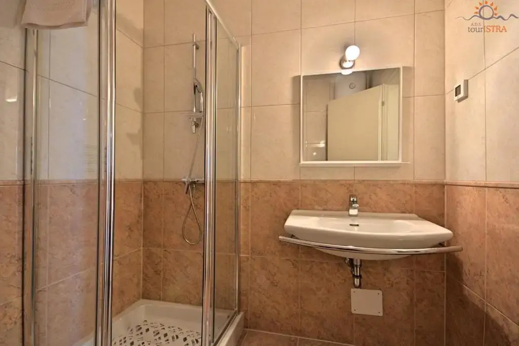 Rotonda Inn Novigrad - Chambres