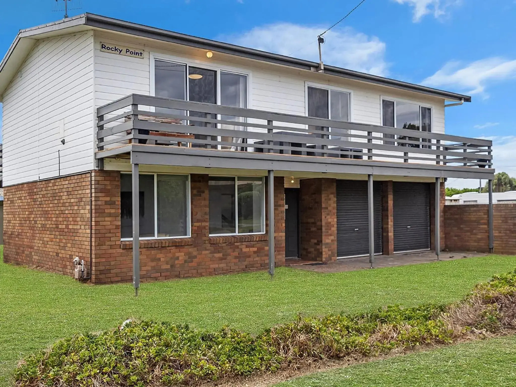 Rocky Point - pet friendly accommodation for multiple families