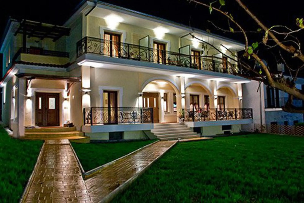Gogos Hotel