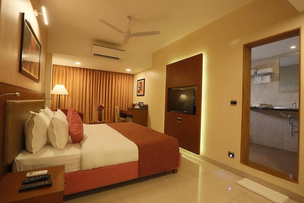 Evoke Lifestyle Candolim