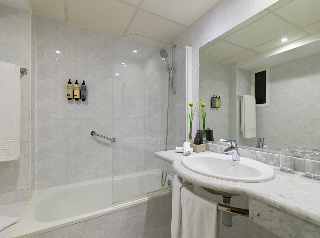 H10 Delfín - Adults Only - Général
