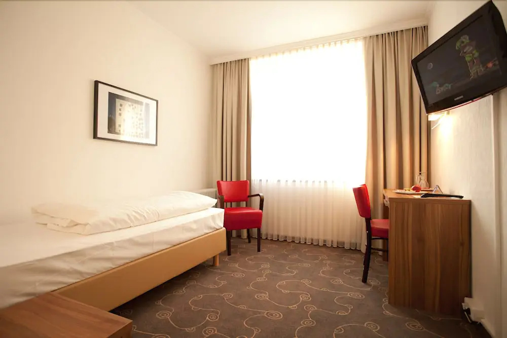 Hotel photo 2