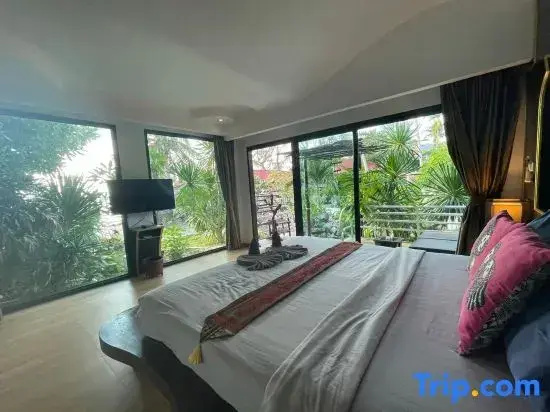 Double Studio (full double bed)