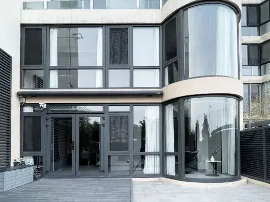 Maple Seaview Holiday Homestay (Qingdao May Fourth Square Yan'erdaoshan Park)