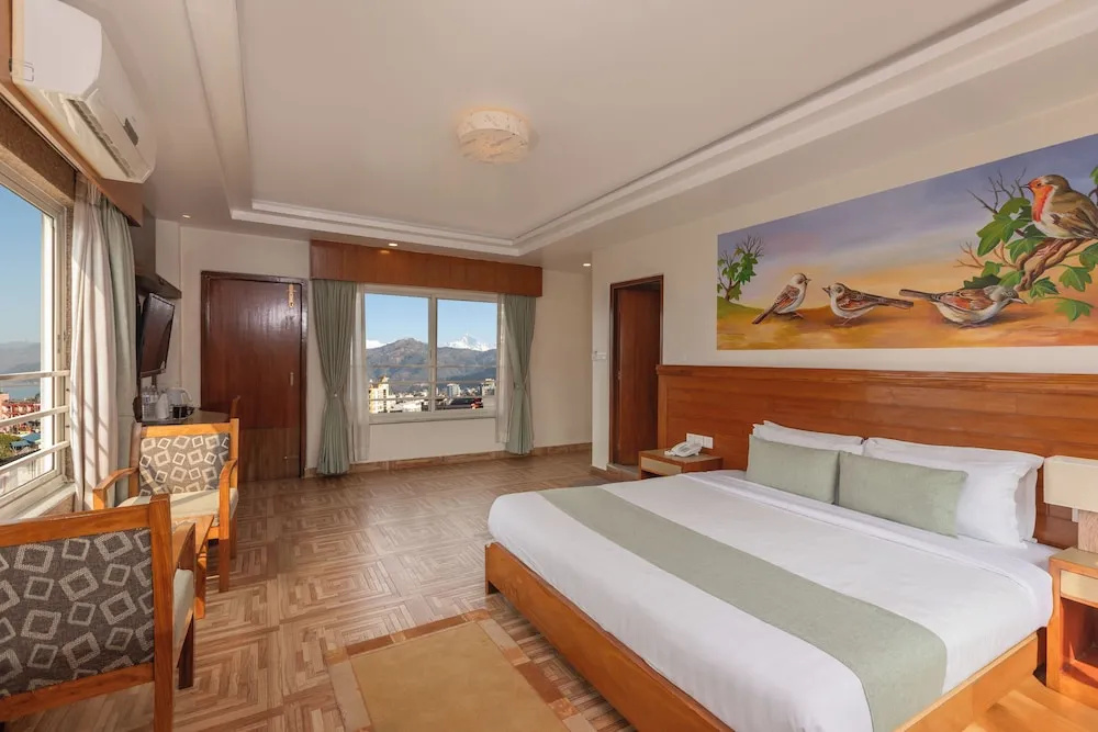 Deluxe Double room (full double bed)