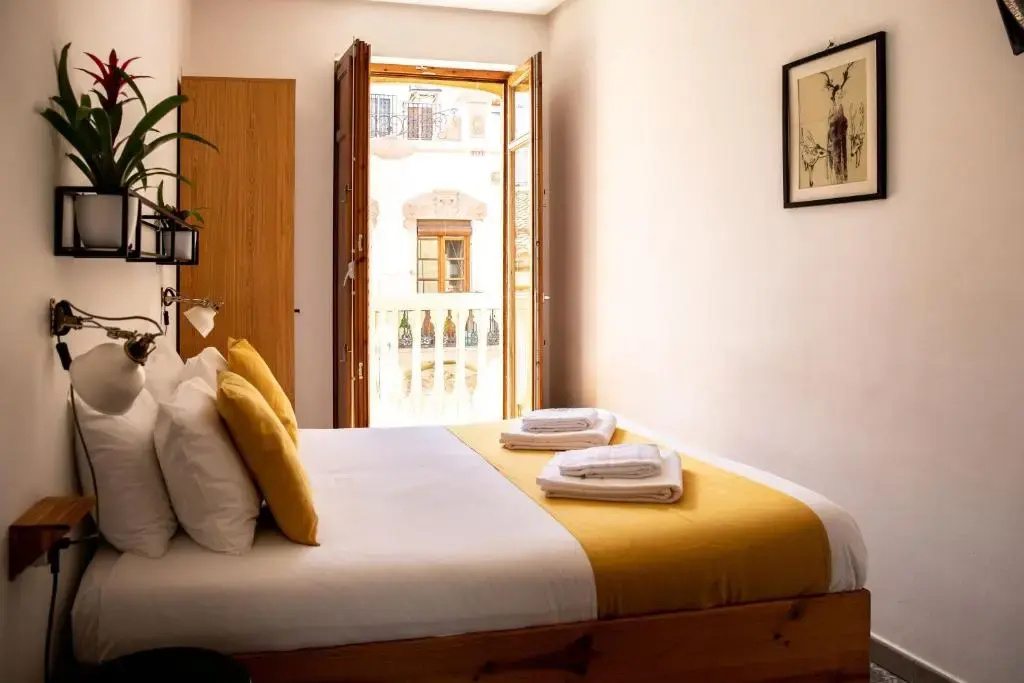 Standard Double room with balcony (full double bed)