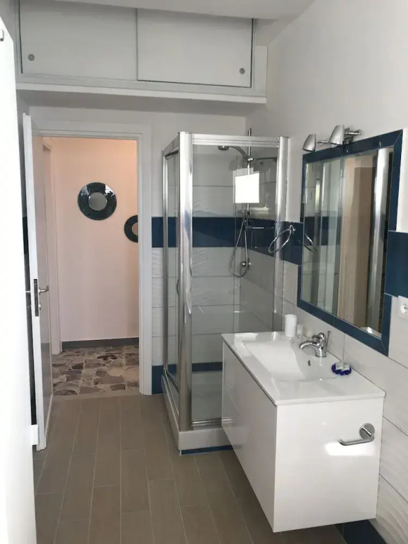 2 Bedrooms Apartment with balcony