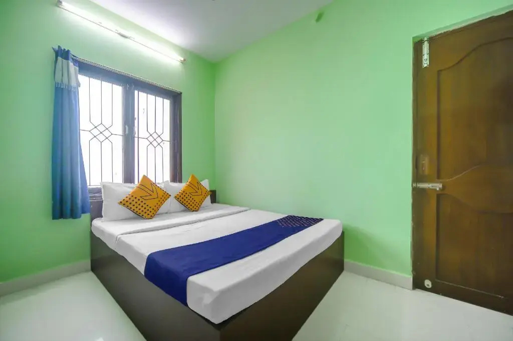 Jj Calibre Residency by OYO Rooms