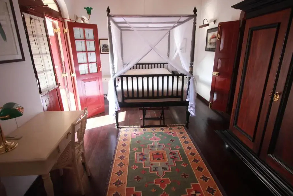 Royal Bar & Hotel - Chambres