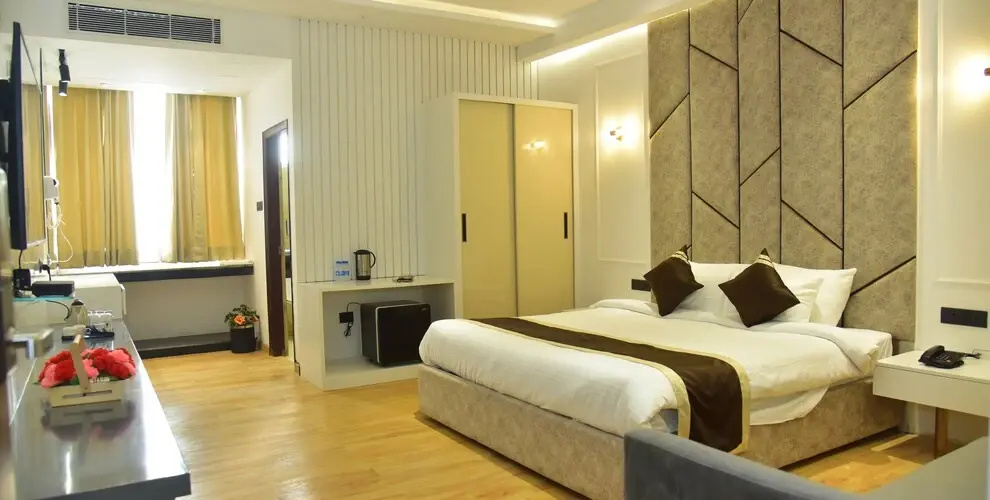 Premium room