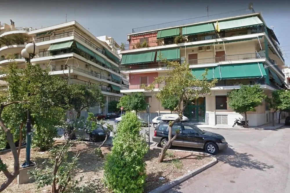 Trendy Urban Home in Athens - 5' to Metro Station