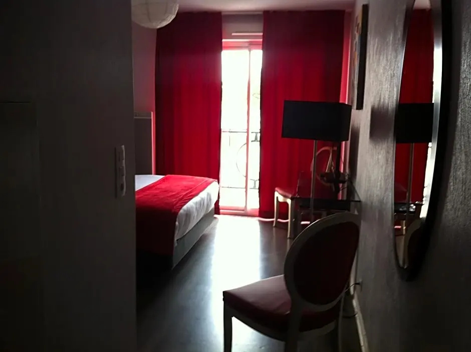 Single Studio