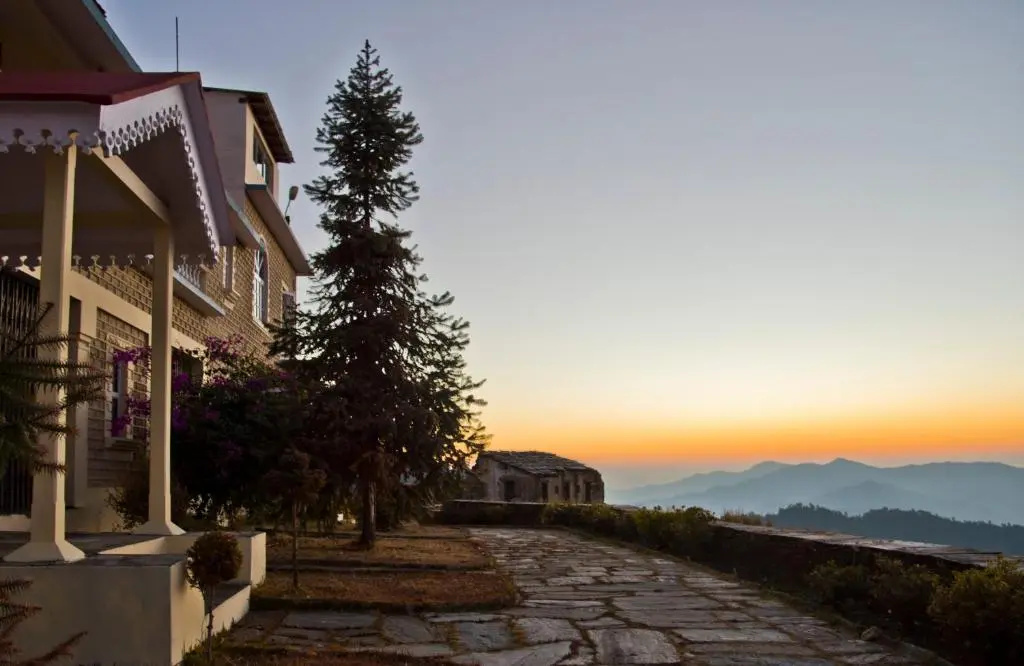 Tree of Life Grand Oak Manor, Binsar Wildlife Sanctuary - Chambres