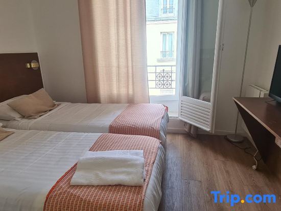 Двухместный номер Standard 2 отдельные кровати в Dupleix Hotel