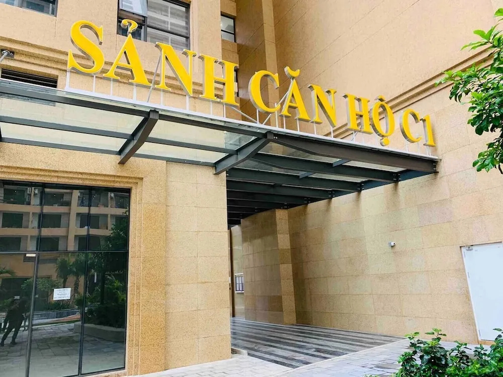 Bayhomes D'Capitale Serviced Apartment