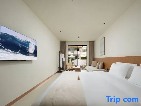 Deluxe Double room (full double bed)